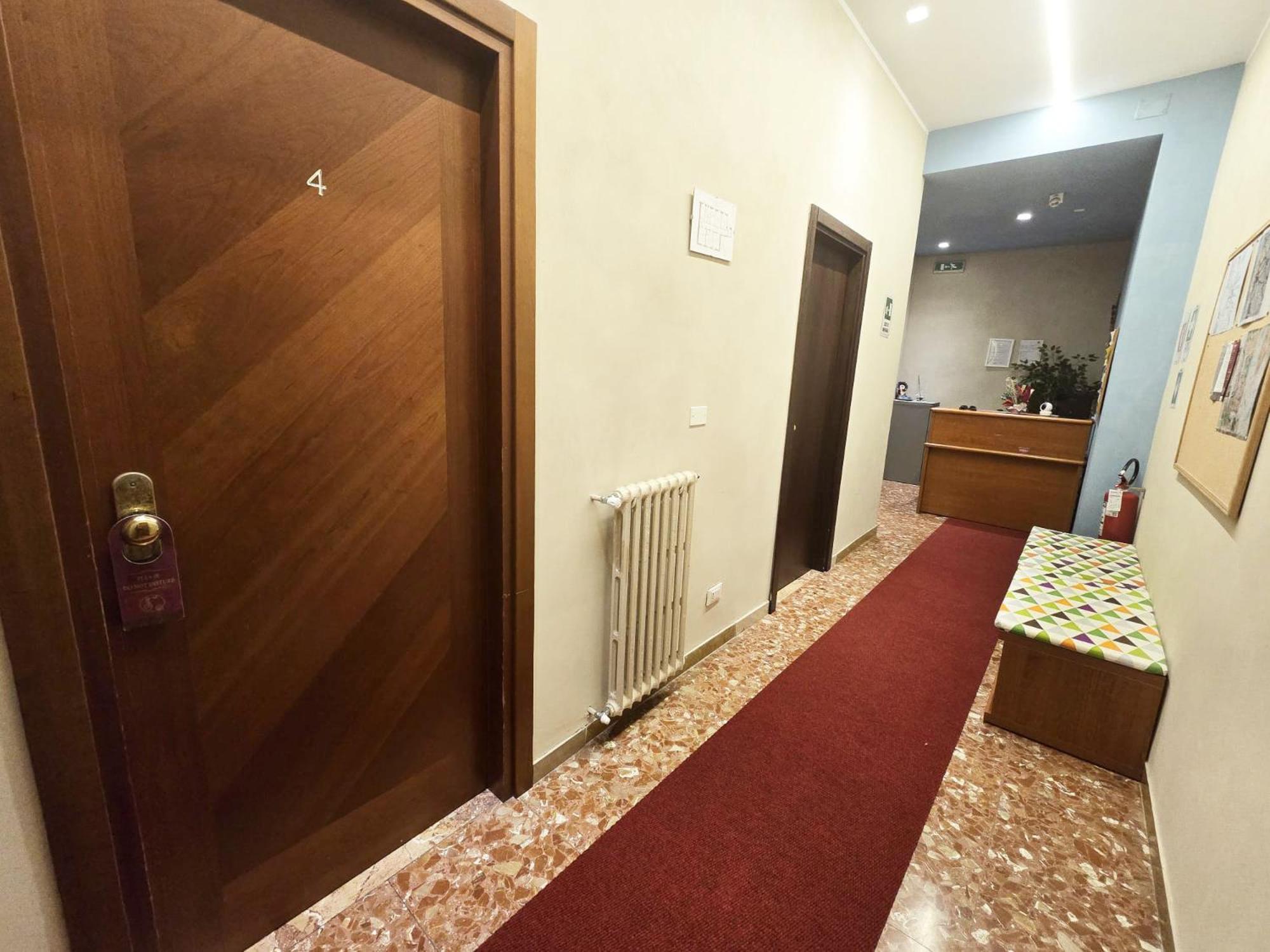 Sweet Life Guesthouse Рим Экстерьер фото